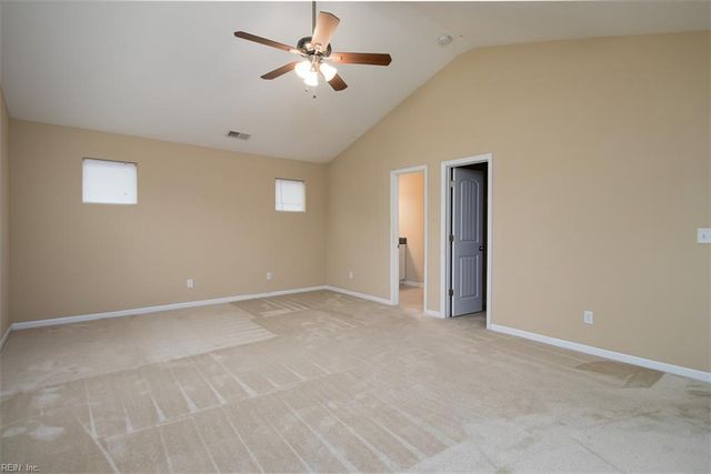 8041 Calvin CT, Norfolk, VA 23518