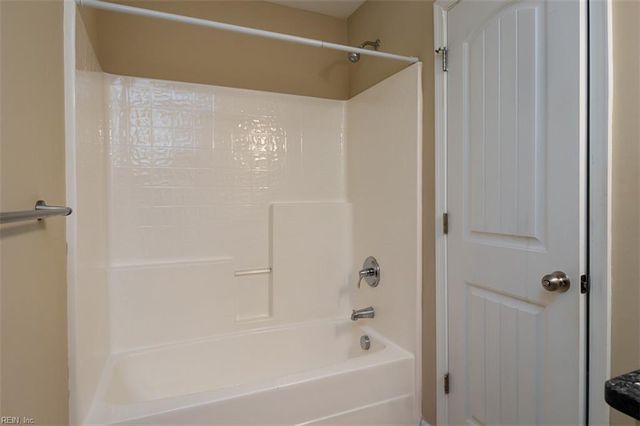8041 Calvin CT, Norfolk, VA 23518