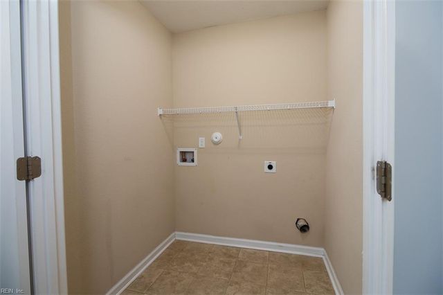 8041 Calvin CT, Norfolk, VA 23518