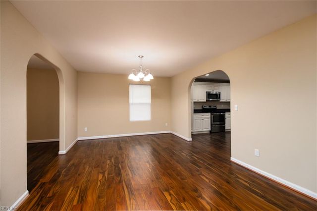 8041 Calvin CT, Norfolk, VA 23518