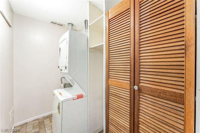457 North Lamb Boulevard B, Las Vegas, NV 89110