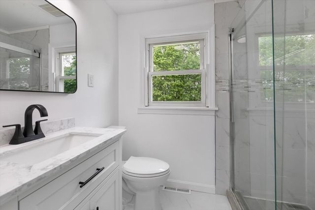 27 Mary Lou St, Methuen, MA 01844