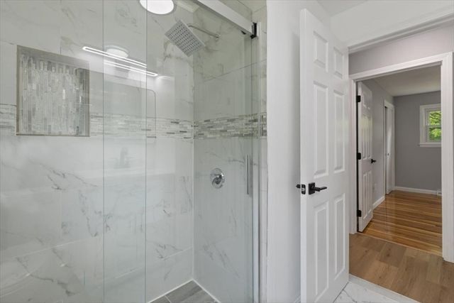27 Mary Lou St, Methuen, MA 01844