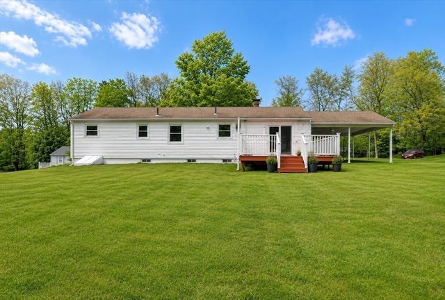 27 Mary Lou St, Methuen, MA 01844