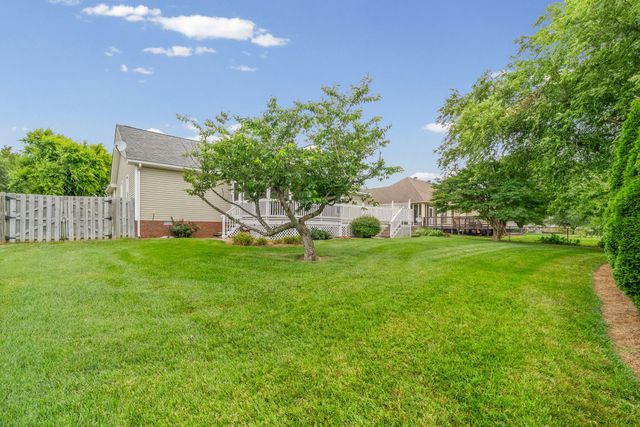 3388 Marrast Dr, Clarksville, TN 37043