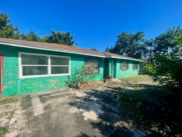 3106 Tropic Boulevard, Fort Pierce, FL 34946