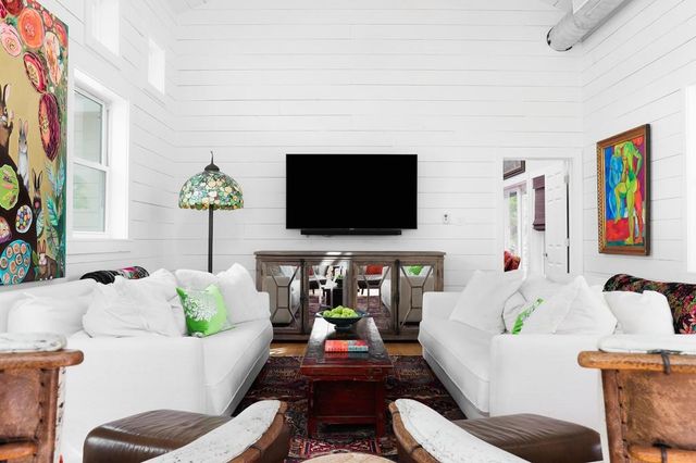 16429 Red Wagon LN, Leander, TX 78641