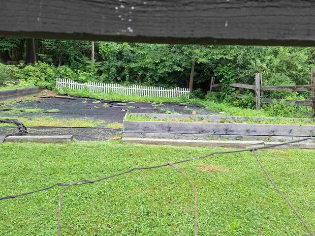 62 Thornell Road, Newton, NH 03858