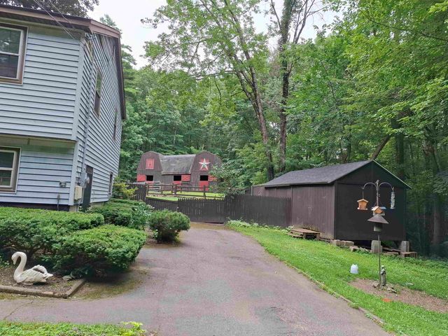 62 Thornell Road, Newton, NH 03858