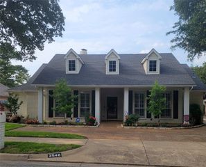 2540 Fox Glenn Circle, Bedford, TX 76021