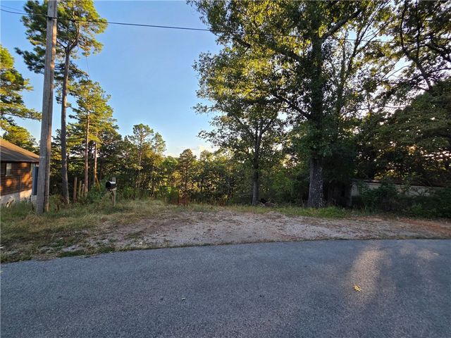 15637 Cottonwood Lane, Rogers, AR 72756