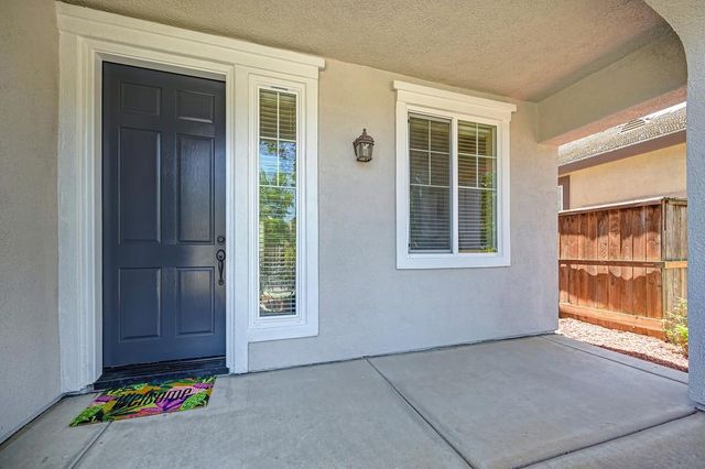 5116 Moon Lily Way, Elk Grove, CA 95757