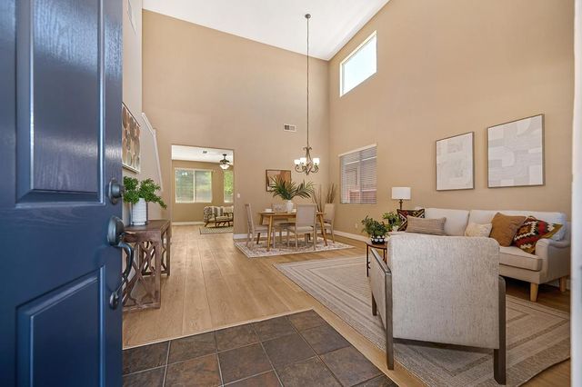 5116 Moon Lily Way, Elk Grove, CA 95757