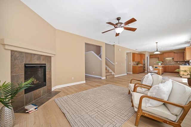 5116 Moon Lily Way, Elk Grove, CA 95757