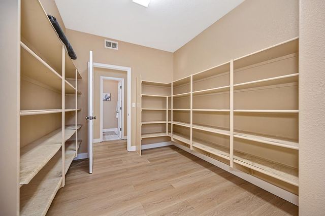 5116 Moon Lily Way, Elk Grove, CA 95757
