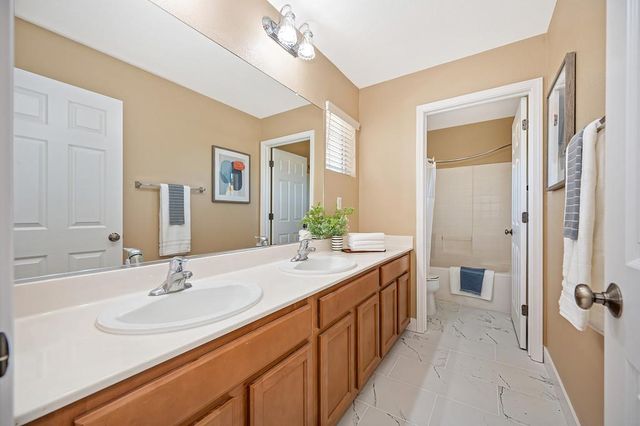 5116 Moon Lily Way, Elk Grove, CA 95757