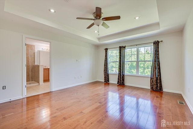 74 Andrews Way, Piscataway, NJ 08854