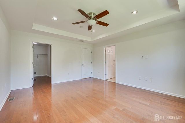 74 Andrews Way, Piscataway, NJ 08854