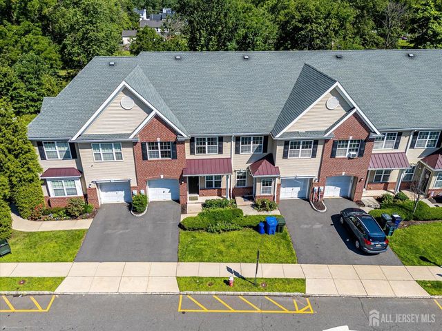 74 Andrews Way, Piscataway, NJ 08854