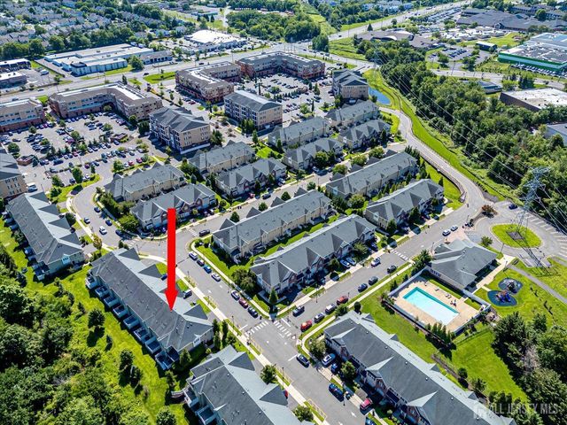 74 Andrews Way, Piscataway, NJ 08854