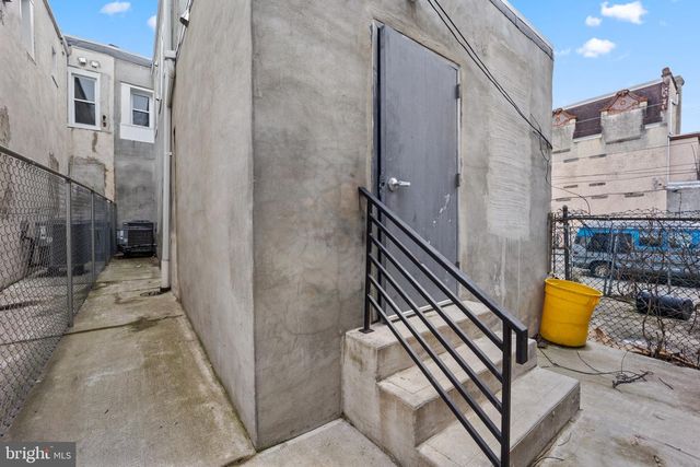 1402-1404 N 52ND ST, Philadelphia, PA 19131