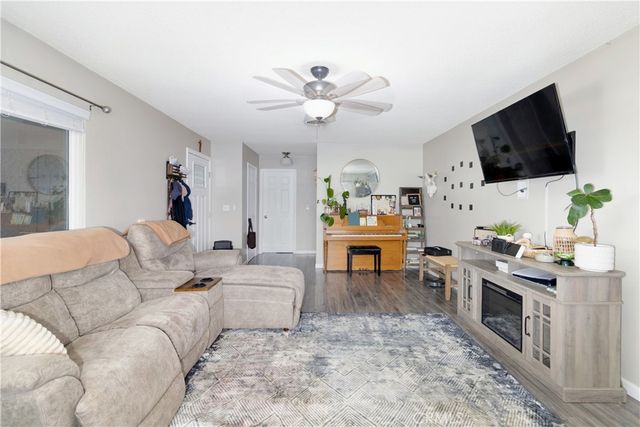 160 Summit View, Calimesa, CA 92320