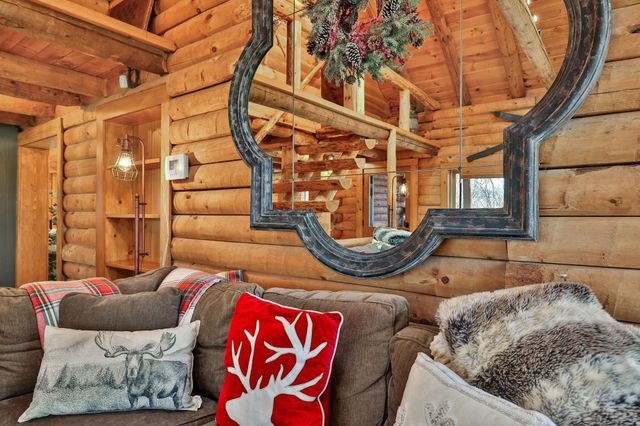 520 Barrows Towne Road, Killington, VT 05751