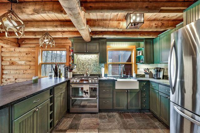 520 Barrows Towne Road, Killington, VT 05751
