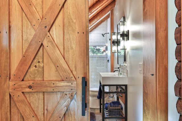 520 Barrows Towne Road, Killington, VT 05751