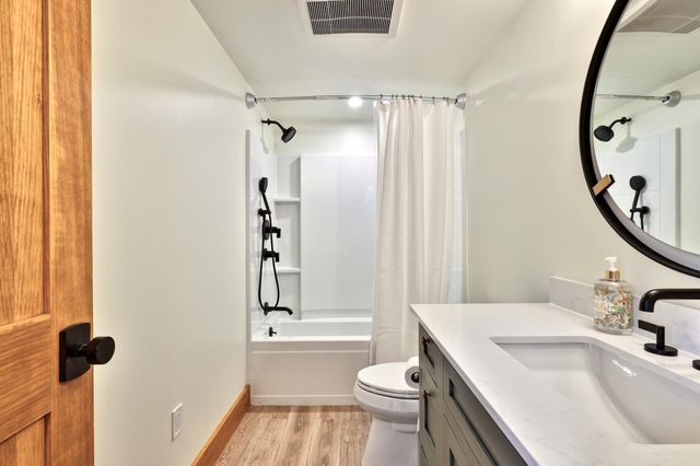 520 Barrows Towne Road, Killington, VT 05751