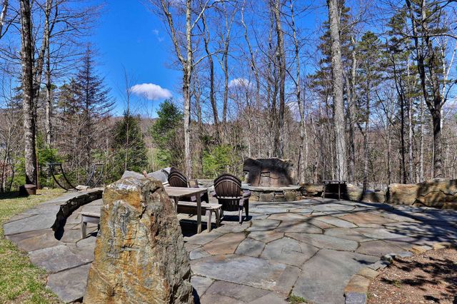 520 Barrows Towne Road, Killington, VT 05751