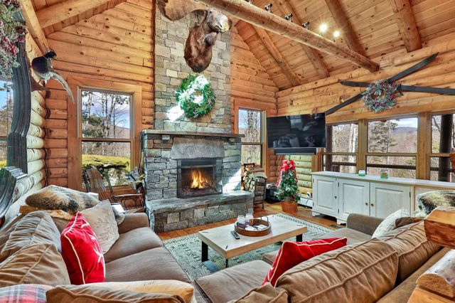520 Barrows Towne Road, Killington, VT 05751