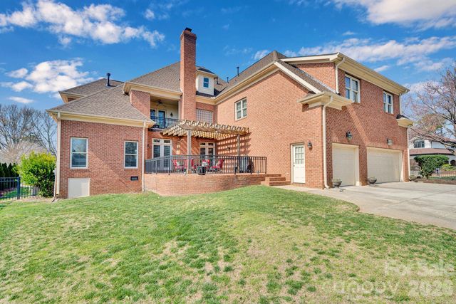 18326 Bowsprit Pointe Road, Cornelius, NC 28031