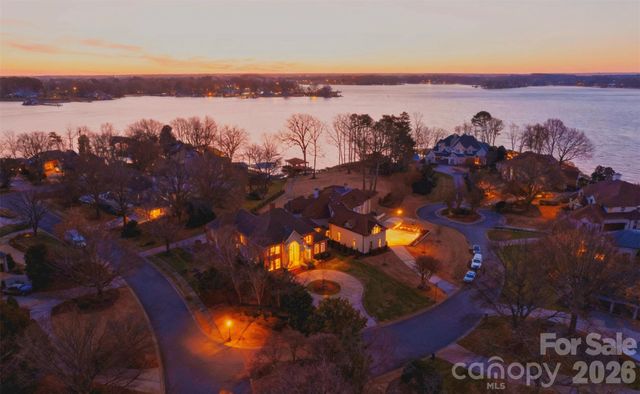 18326 Bowsprit Pointe Road, Cornelius, NC 28031