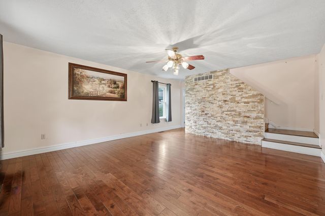 524 Southbrook Drive, Nicholasville, KY 40356