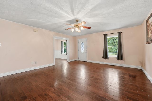 524 Southbrook Drive, Nicholasville, KY 40356