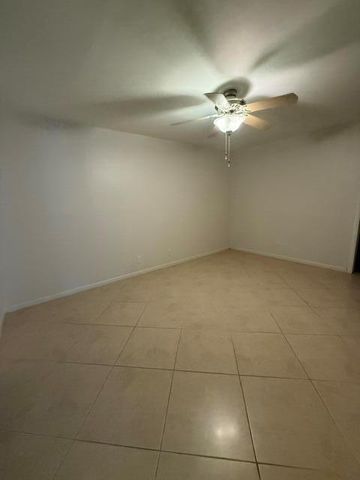 4772 NW 22nd Street 42122, Coconut Creek, FL 33063