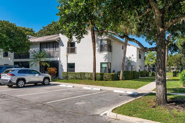 4772 NW 22nd Street 42122, Coconut Creek, FL 33063