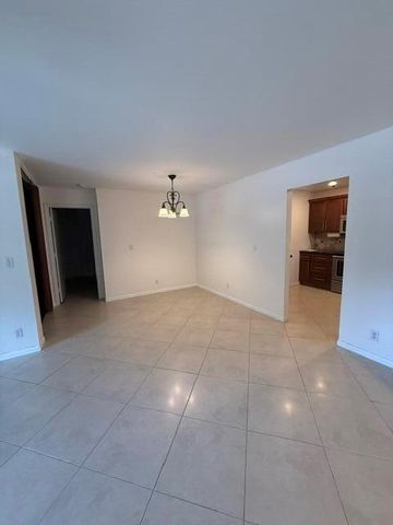 4772 NW 22nd Street 42122, Coconut Creek, FL 33063