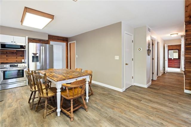 1006 Lake Viking Terrace, Altamont, MO 64620