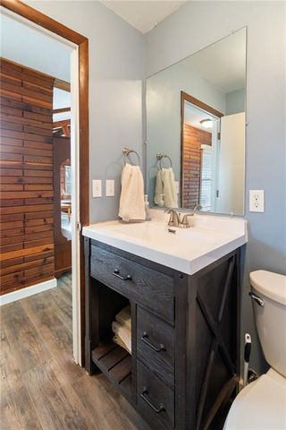 1006 Lake Viking Terrace, Altamont, MO 64620