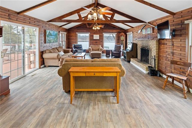 1006 Lake Viking Terrace, Altamont, MO 64620