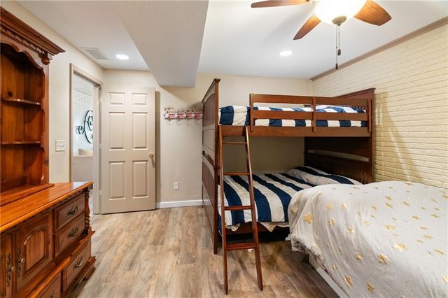 1006 Lake Viking Terrace, Altamont, MO 64620