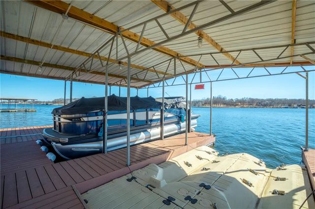 1006 Lake Viking Terrace, Altamont, MO 64620