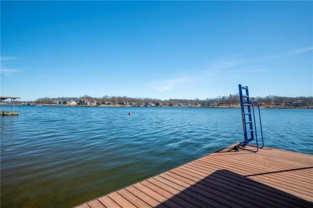 1006 Lake Viking Terrace, Altamont, MO 64620