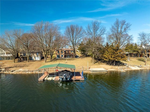 1006 Lake Viking Terrace, Altamont, MO 64620
