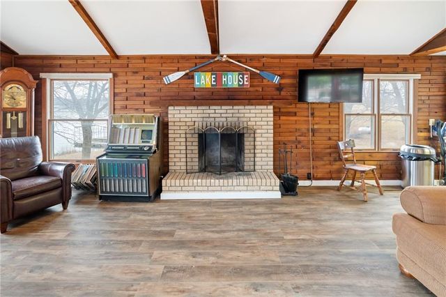 1006 Lake Viking Terrace, Altamont, MO 64620