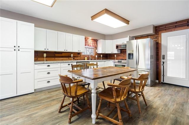 1006 Lake Viking Terrace, Altamont, MO 64620