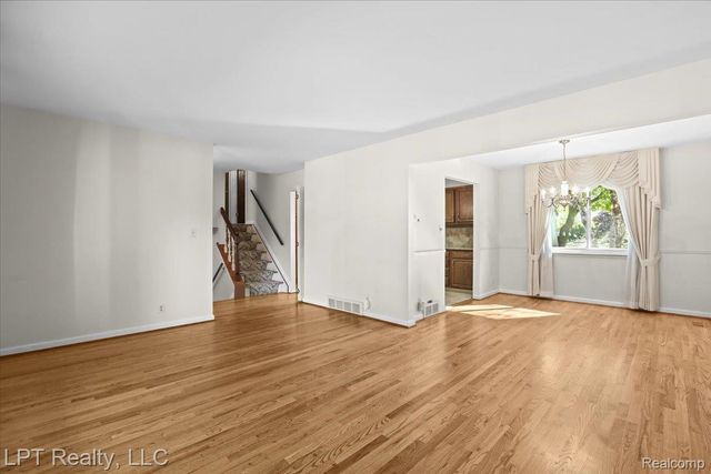 6378 Emerald Lake Drive, Troy, MI 48085