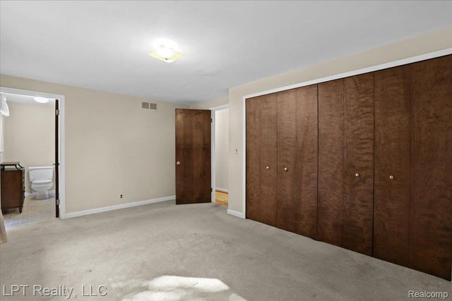 6378 Emerald Lake Drive, Troy, MI 48085